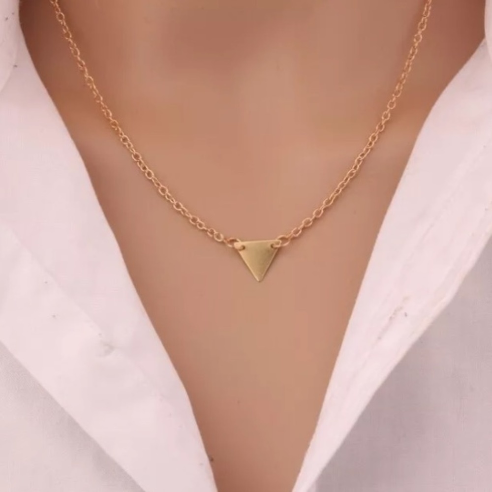 5/$30 - triangle necklace